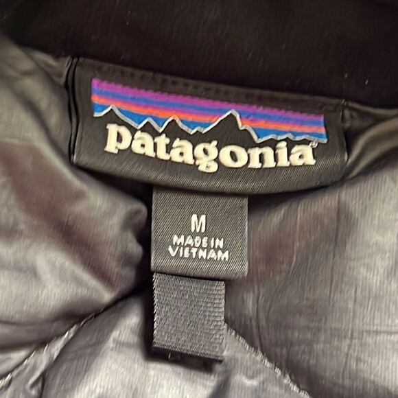 Patagonia Women's Black Down Insulated Powder Town Hooded Parka H2NO Womens M - Picture 10 of 10